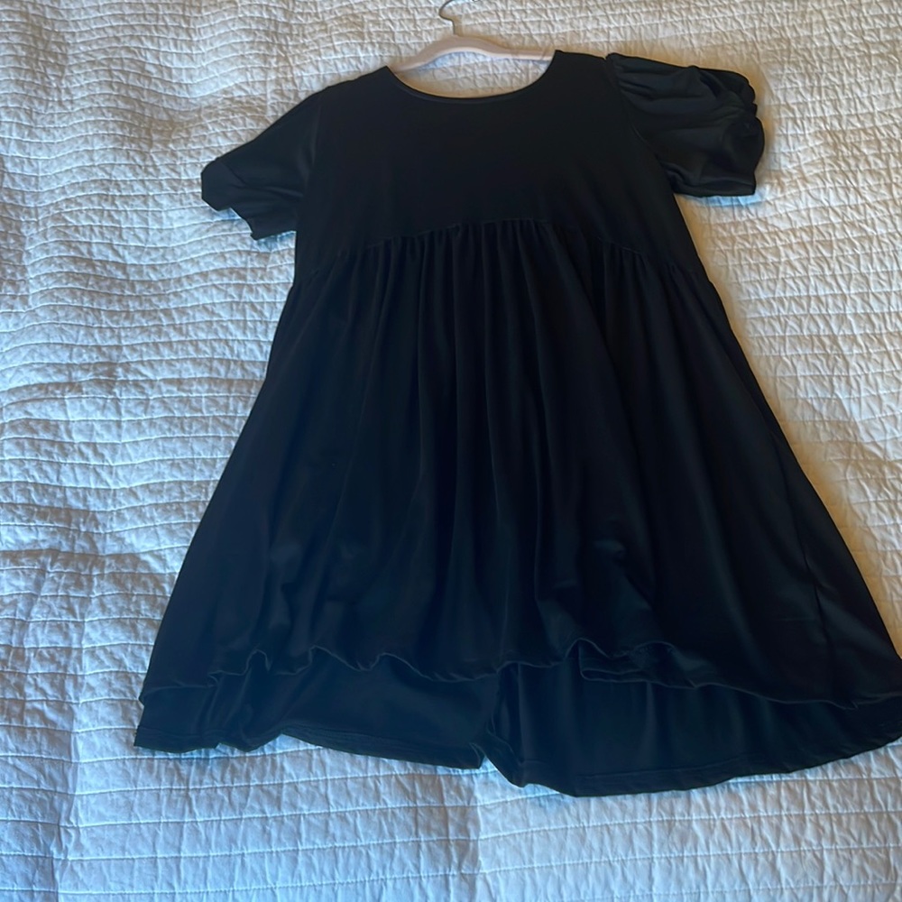 Black Flowey Dress Entro